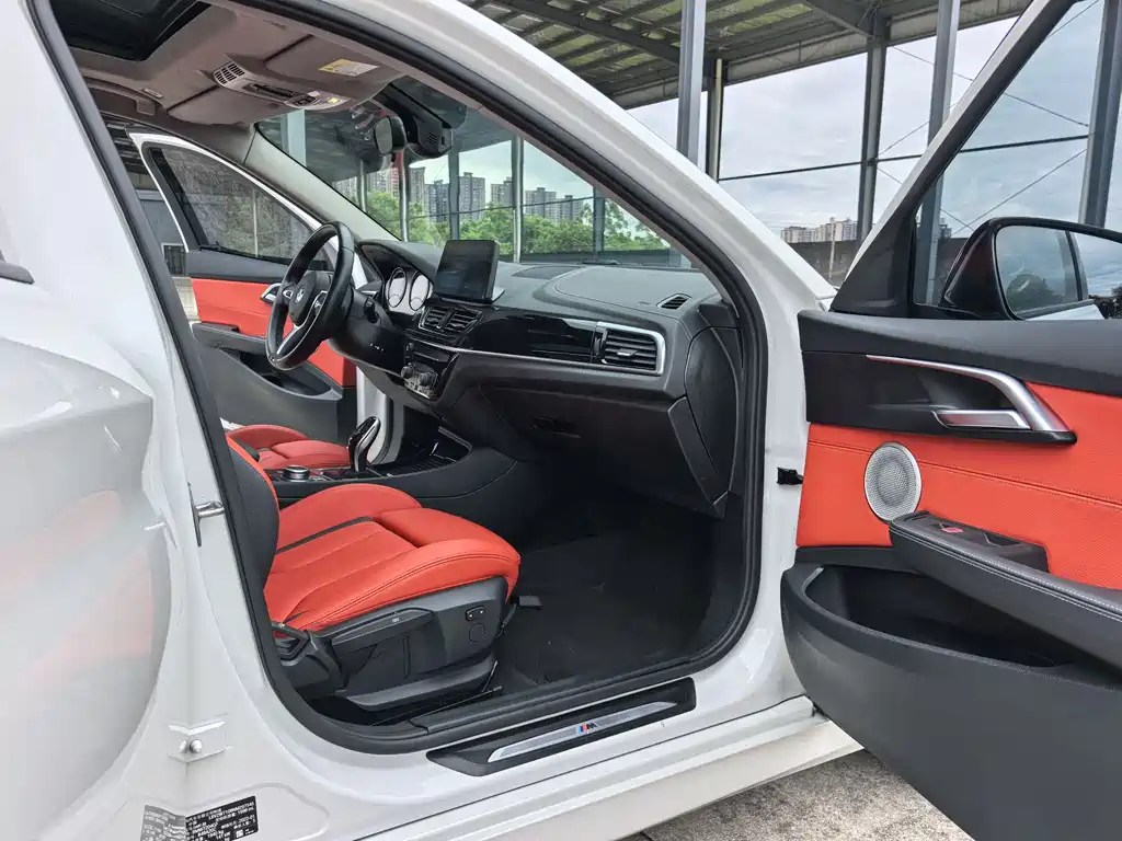 BMW 1 Series 2022