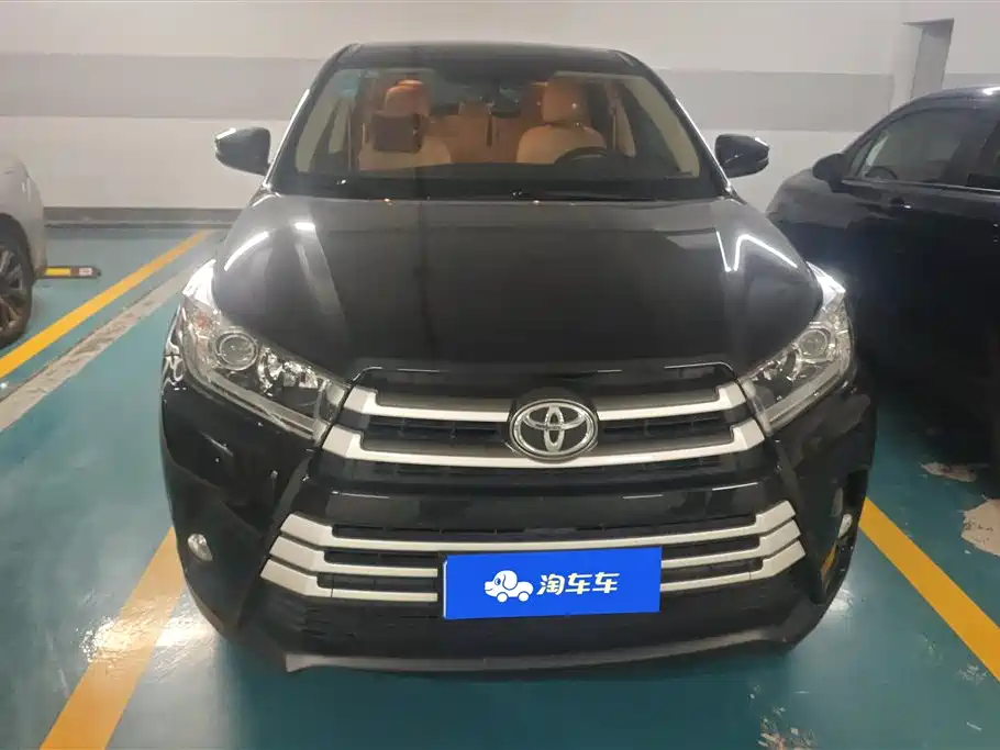 Toyota Highlander 2018 — фото 2