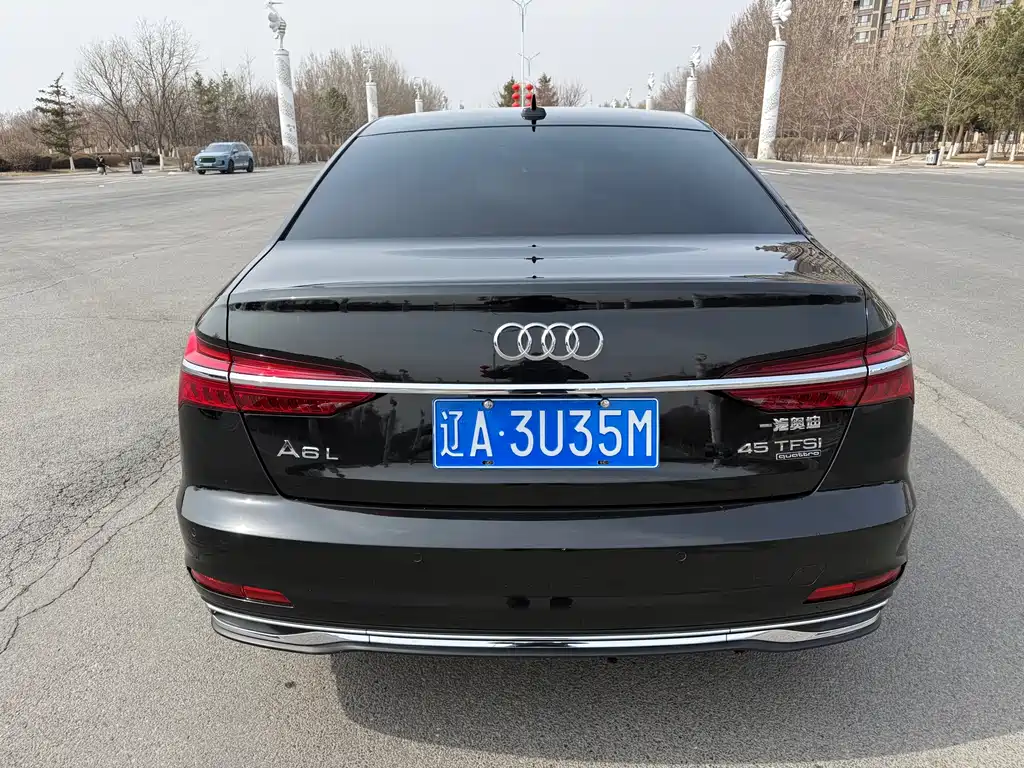 Audi A6L 2023 — фото 4
