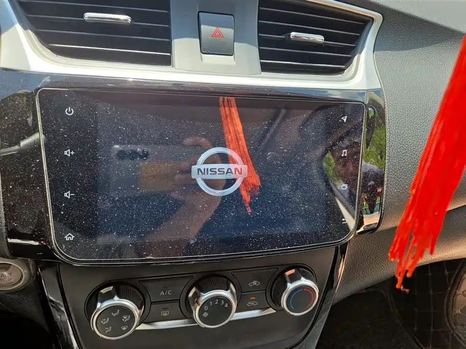 Nissan Sylphy 2018 — фото 12