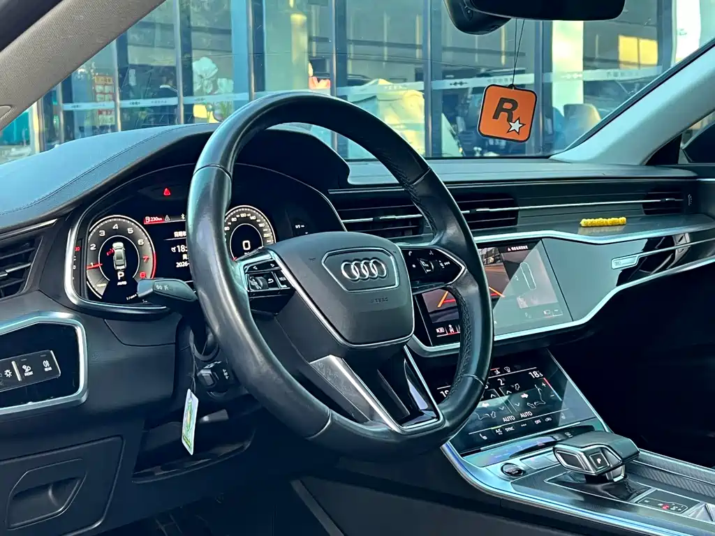 Audi A7 2023 — фото 7