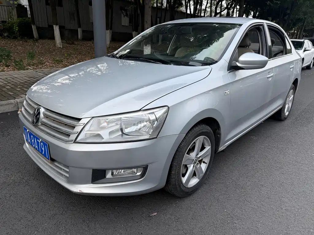 Volkswagen Santana 2013