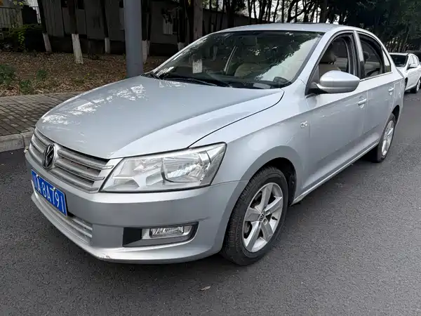 Volkswagen Santana 2013