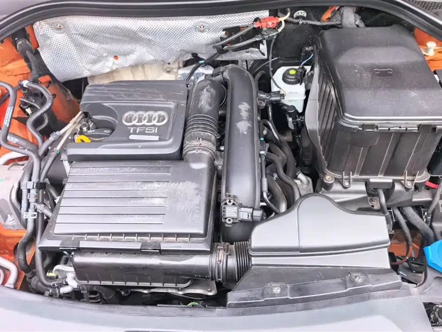Audi Q3 2016 — фото 10