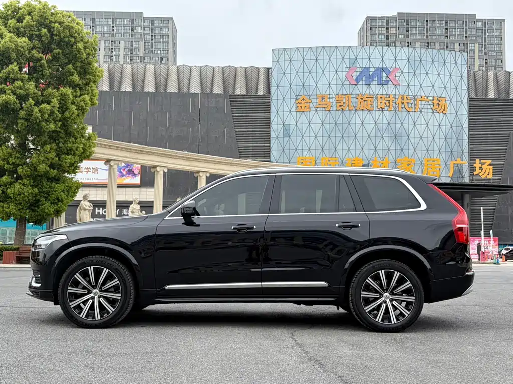 Volvo XC90 2022 — фото 4