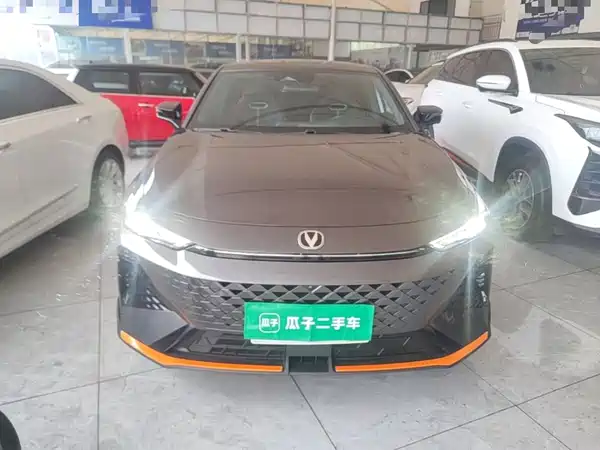Changan UNI-V 2024