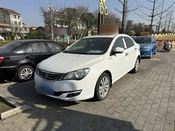 Roewe 350 2015
