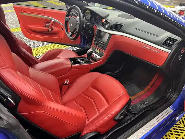 Maserati Granturismo 2015