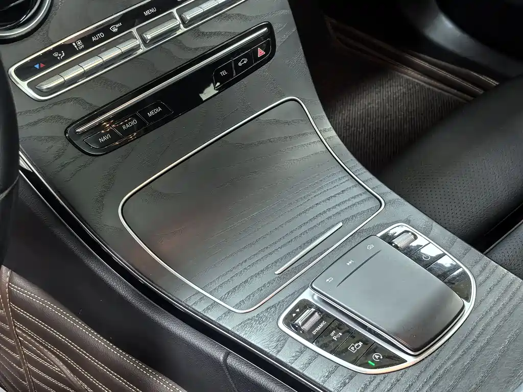 Mercedes-Benz C-Class 2019 — фото 11
