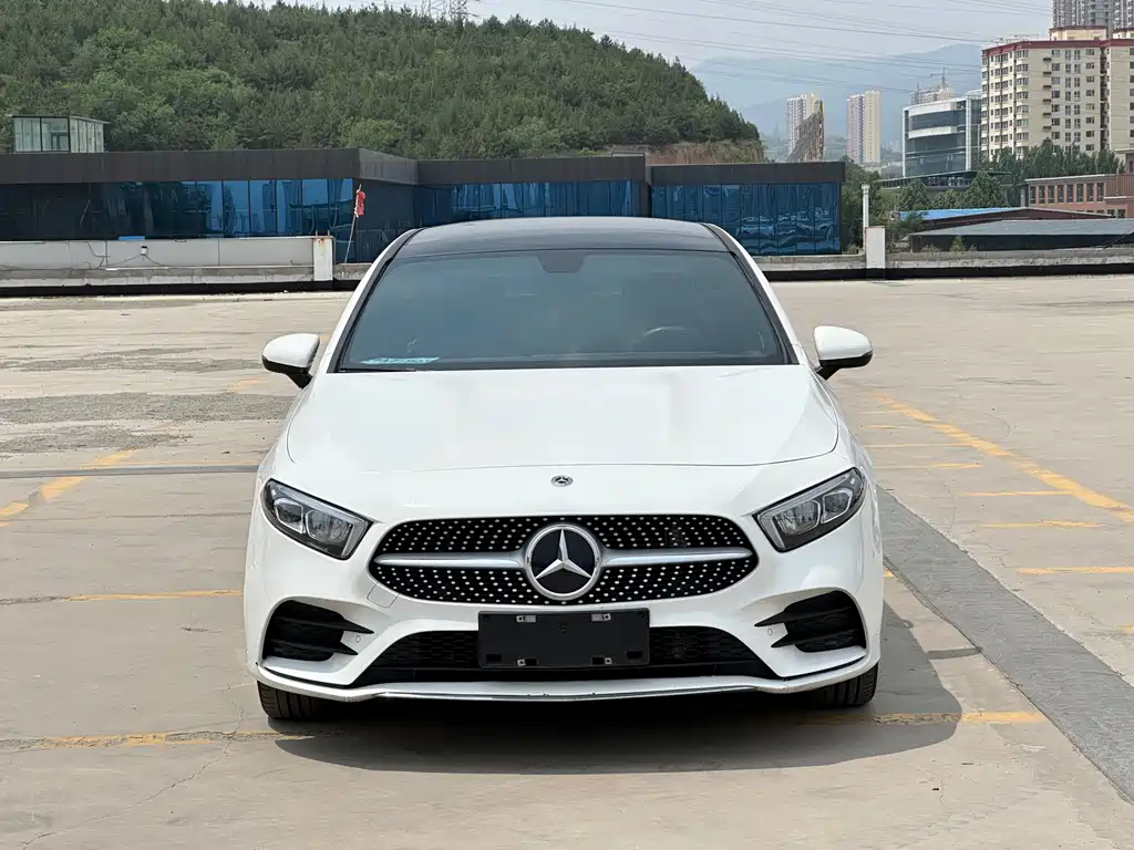 Mercedes-Benz A-Class 2021 — фото 2