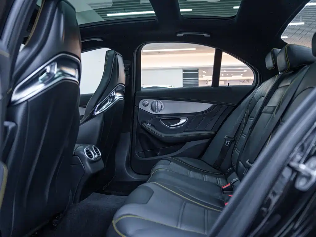 Mercedes-Benz C-Class AMG 2022 — фото 10