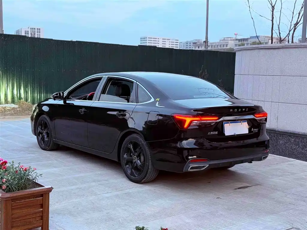 Roewe i6 MAX 2021 — фото 8