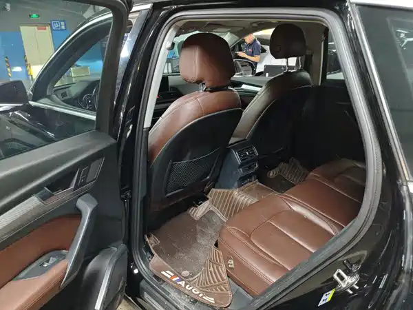 Audi Q5L 2018