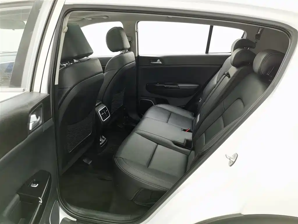 Kia KX5 2017 — фото 15