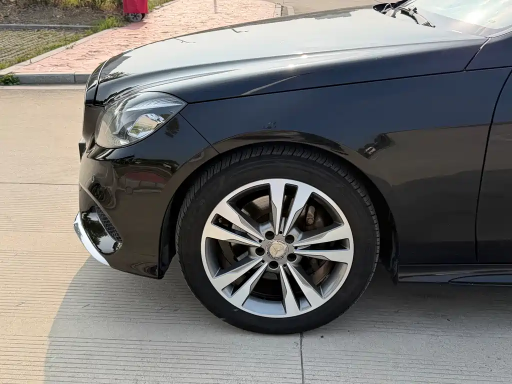 Mercedes-Benz E-Class 2014