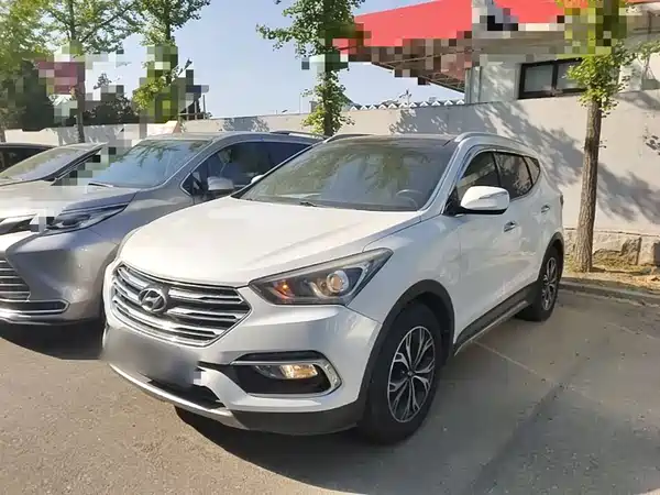 Hyundai Santa Fe 2017