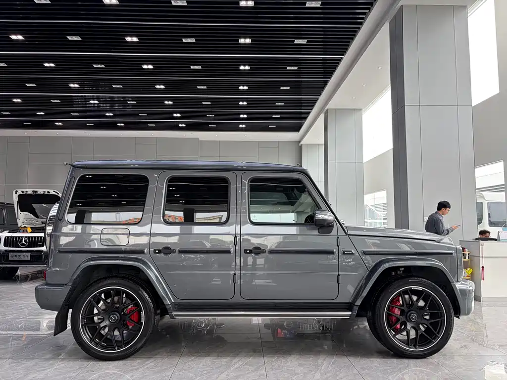 Mercedes-Benz G-Class AMG 2023 — фото 15