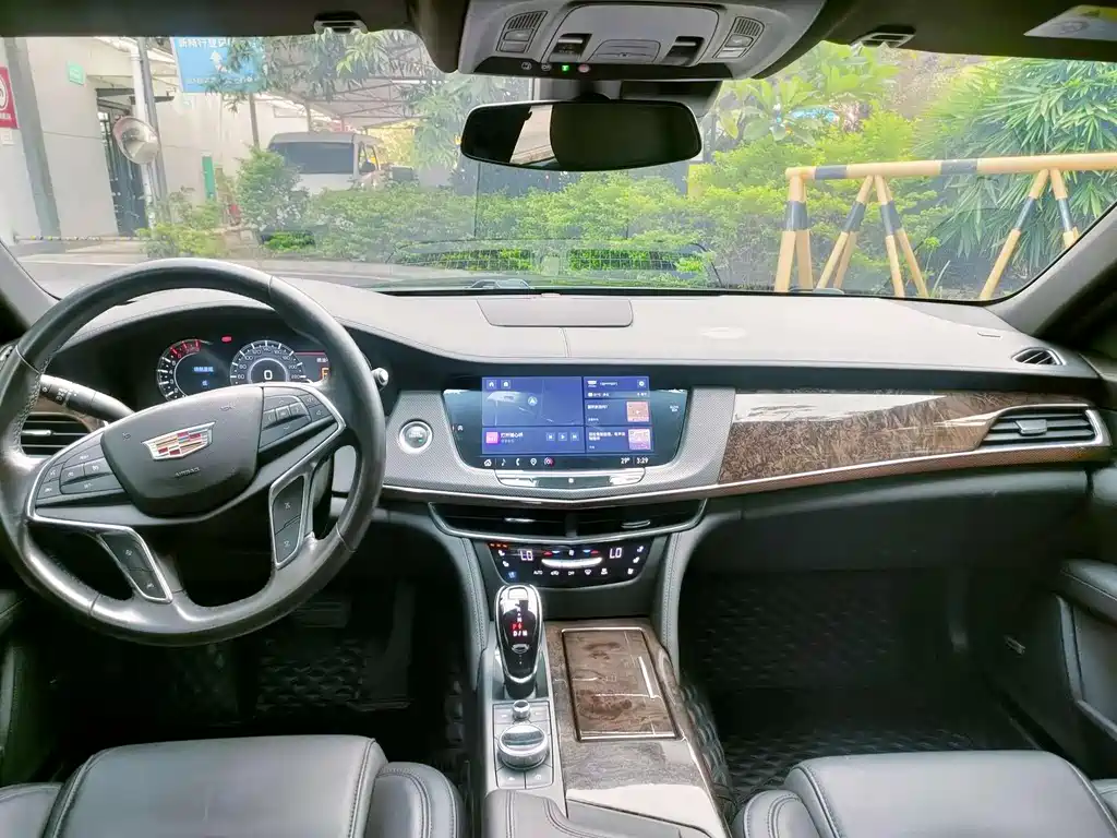 Cadillac CT6 2021 — фото 12