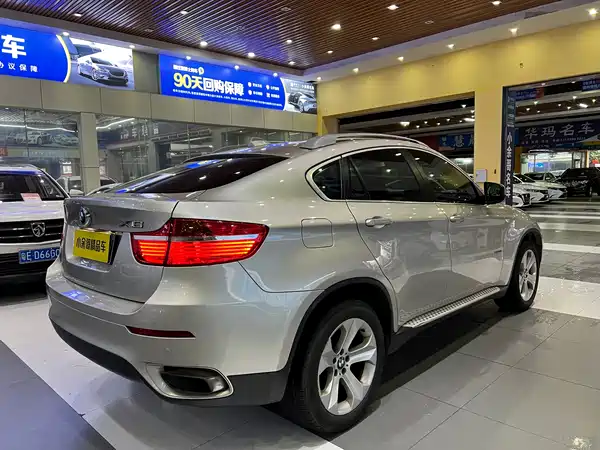 BMW X6 2012