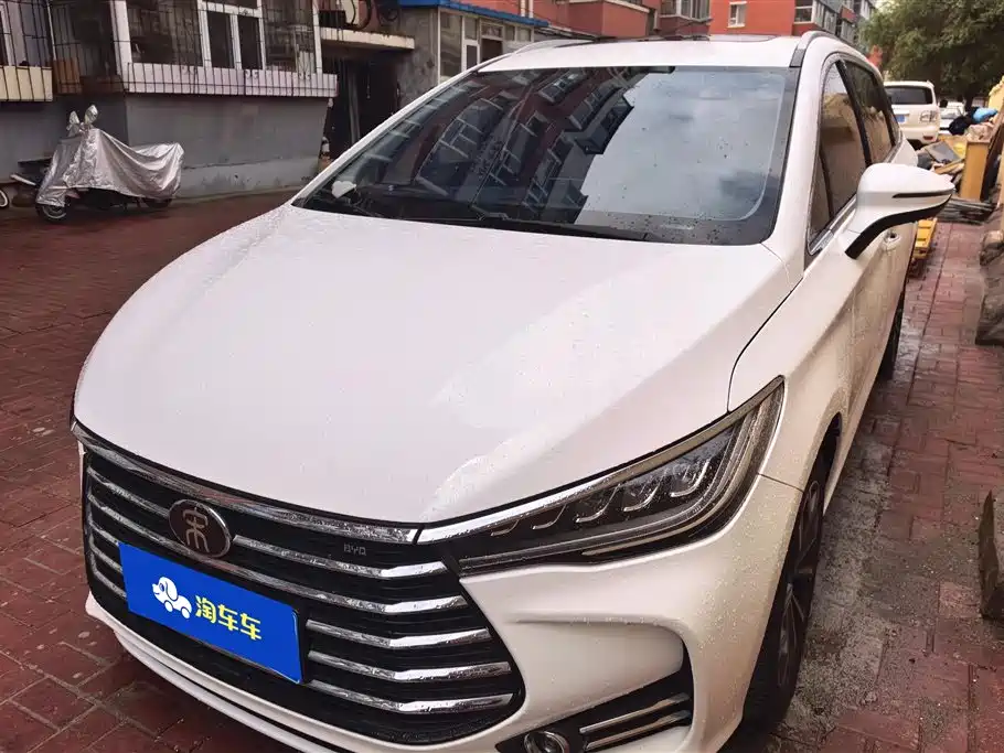 BYD MAX 2020 — фото 1
