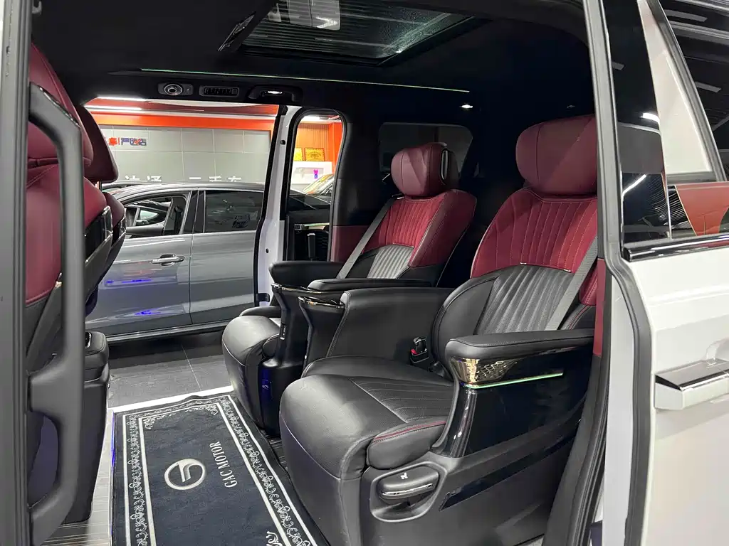 GAC Motor Trumpchi M8 2023 — фото 10