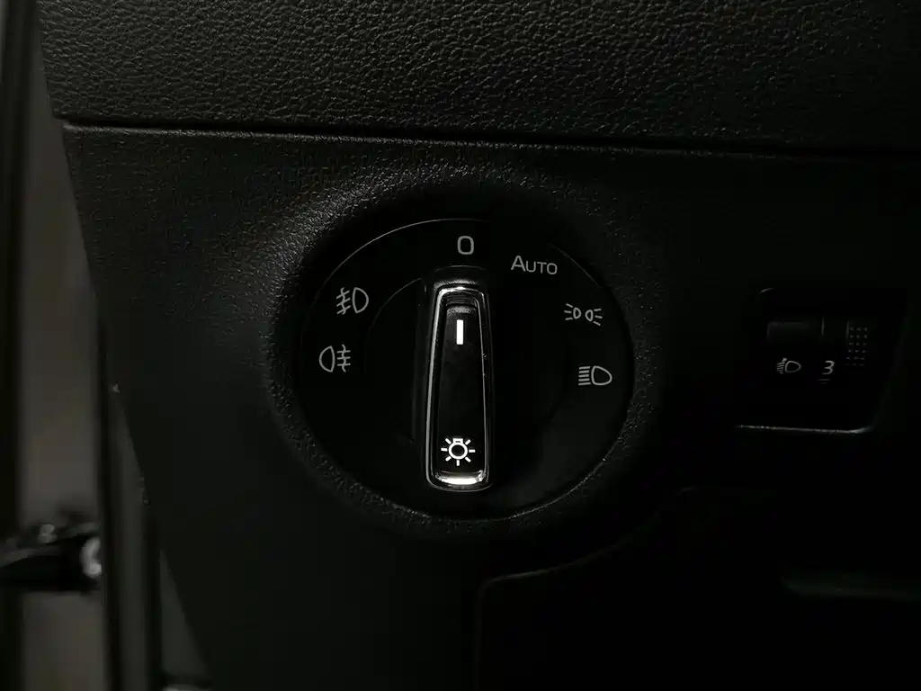 Skoda Karoq 2018 — фото 21