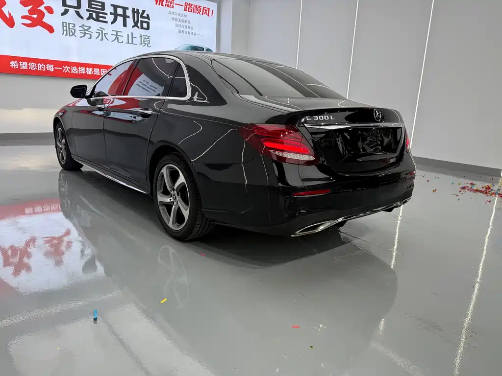 Mercedes-Benz E-Class 2019 — фото 10