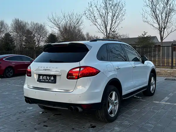 Porsche Cayenne 2014