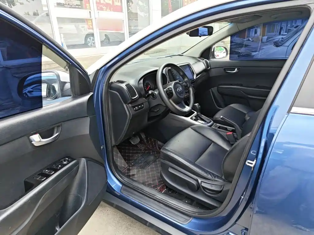 Kia KX3 2015 — фото 16