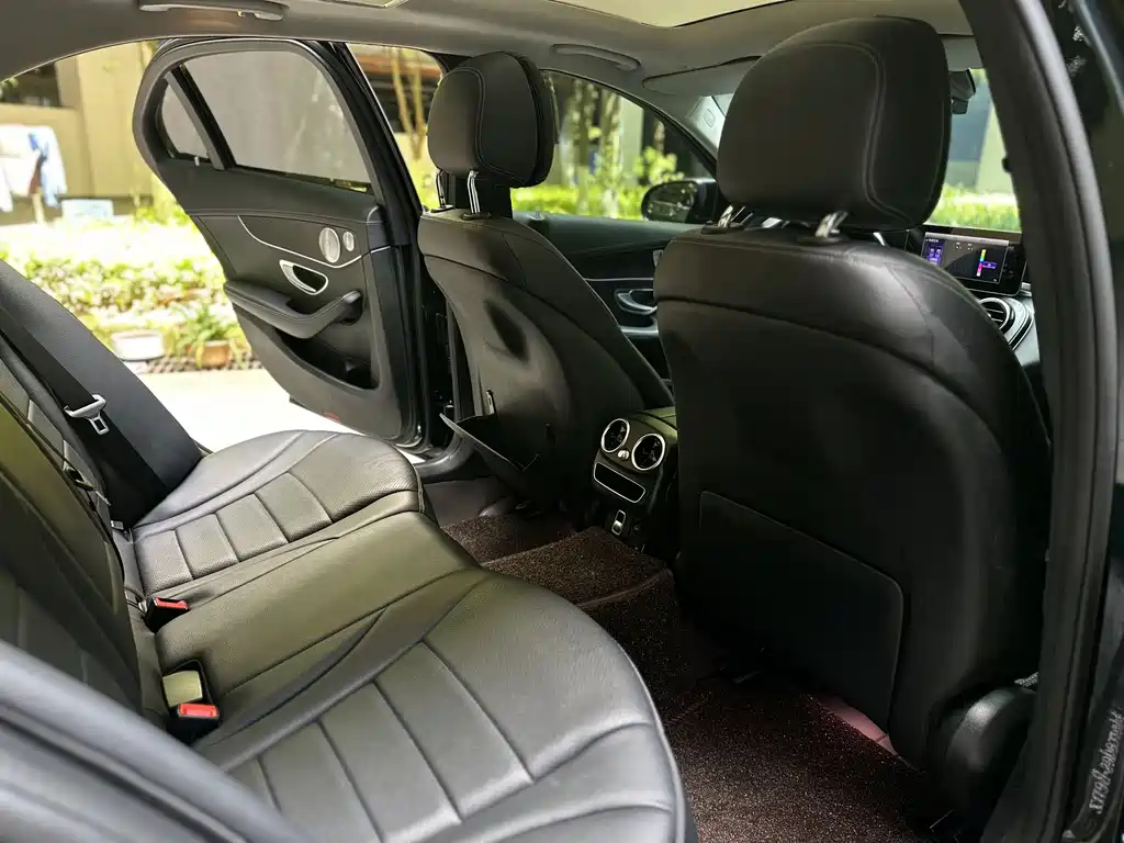 Mercedes-Benz C-Class 2021 — фото 12