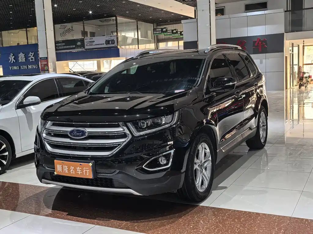 Ford Edge 2018 — фото 1