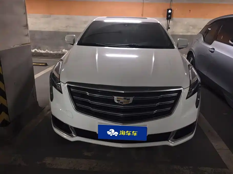 Cadillac XTS 2018 — фото 2