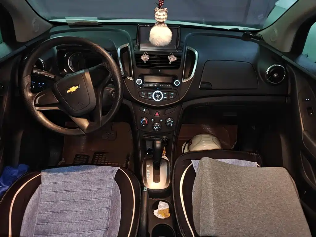 Chevrolet Trax 2015 — фото 13