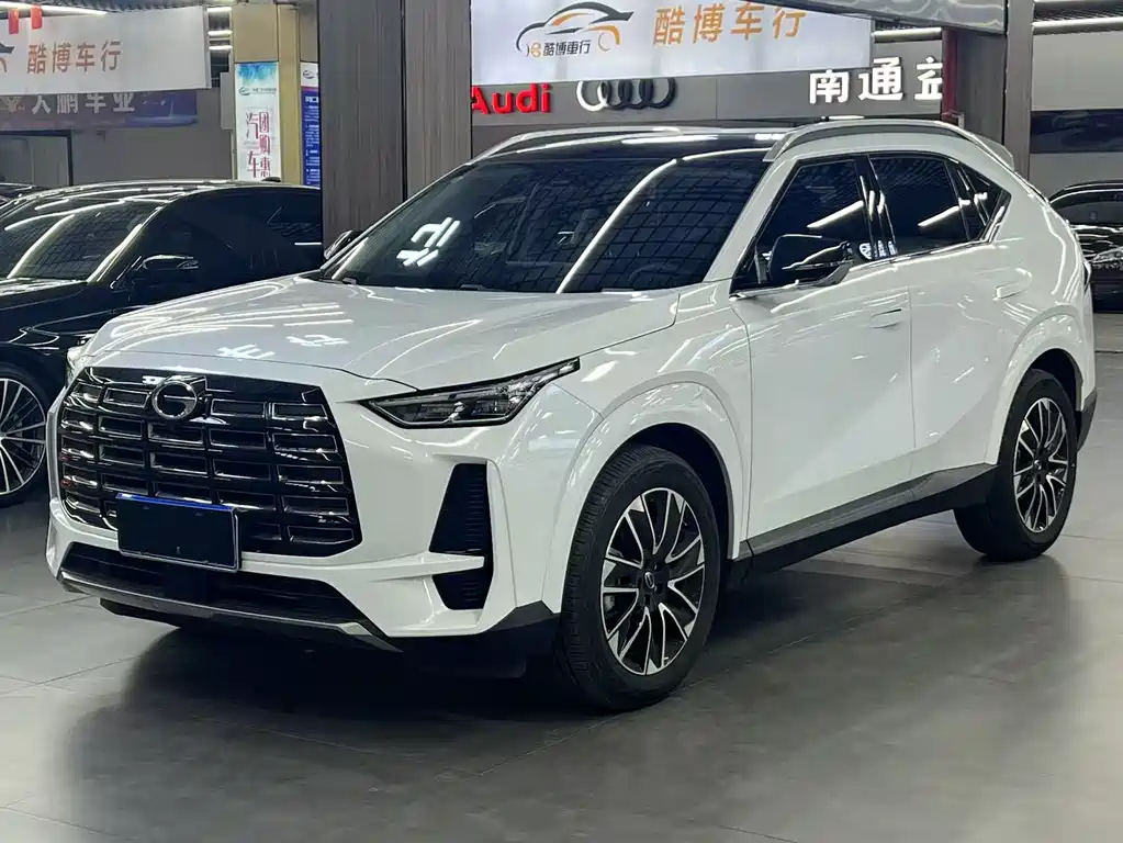 GAC Motor Trumpchi GS4 2024 — фото 3