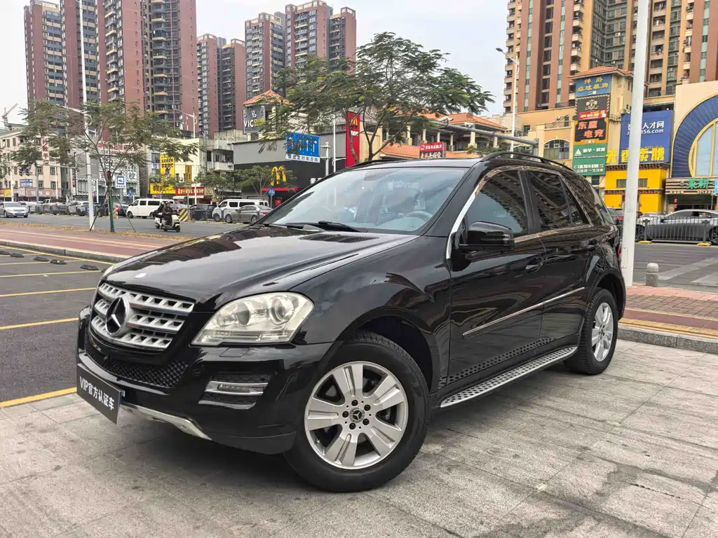 Mercedes-Benz M-Class 2011