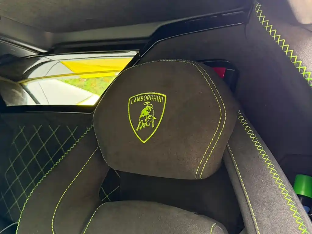 Lamborghini Aventador 2018 — фото 14