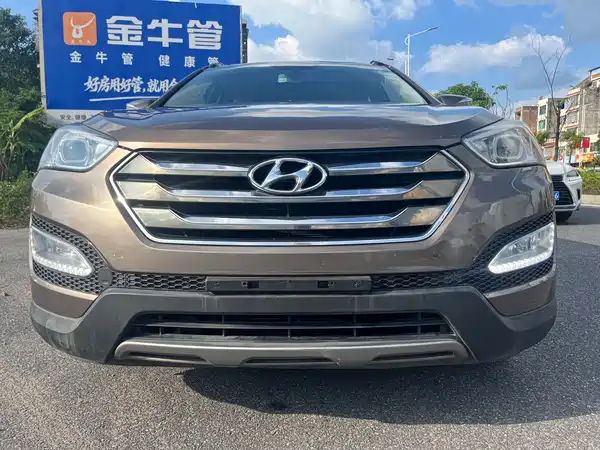 Hyundai Santa Fe 2014