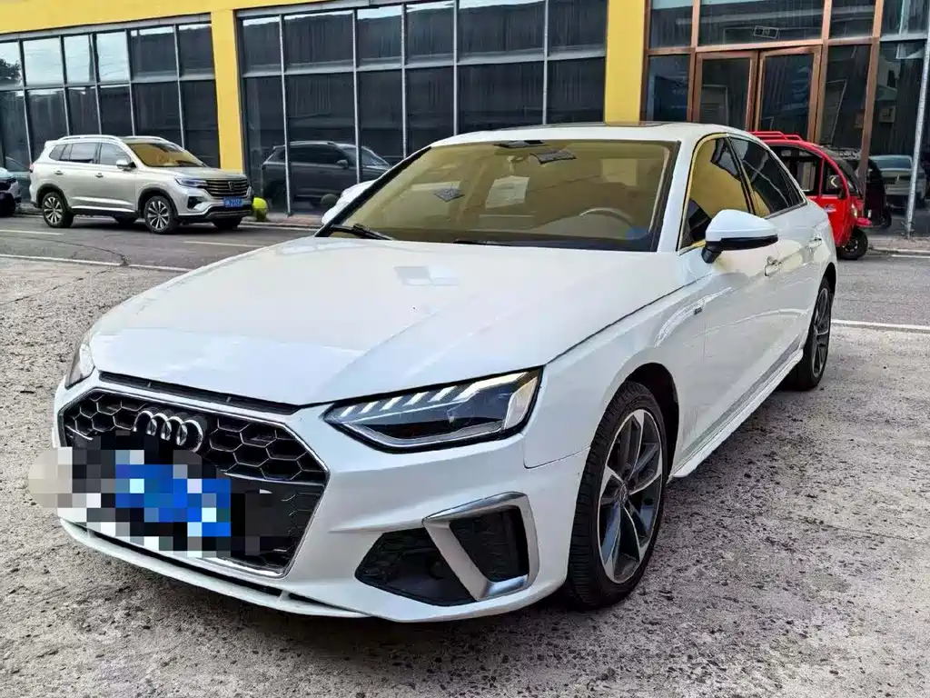 Audi A4L 2020 — фото 1