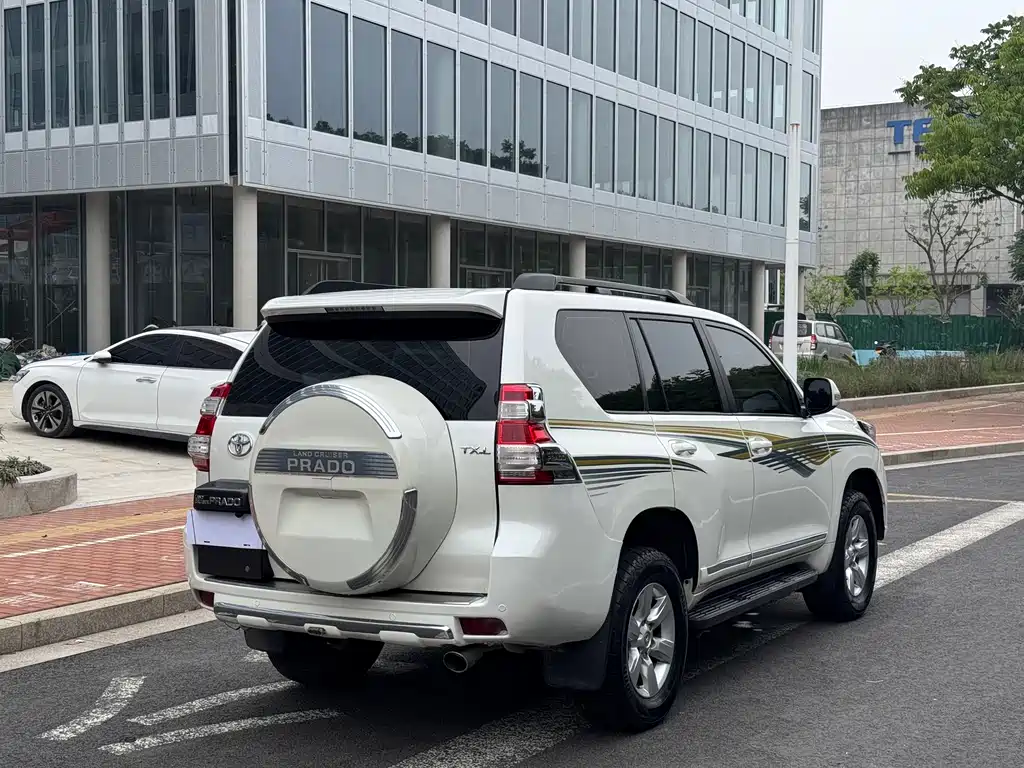 Toyota Prado 2014