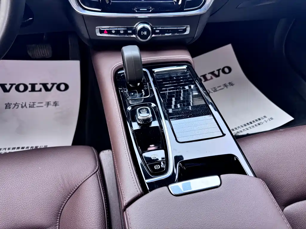 Volvo S90 PHEV 2023 — фото 10