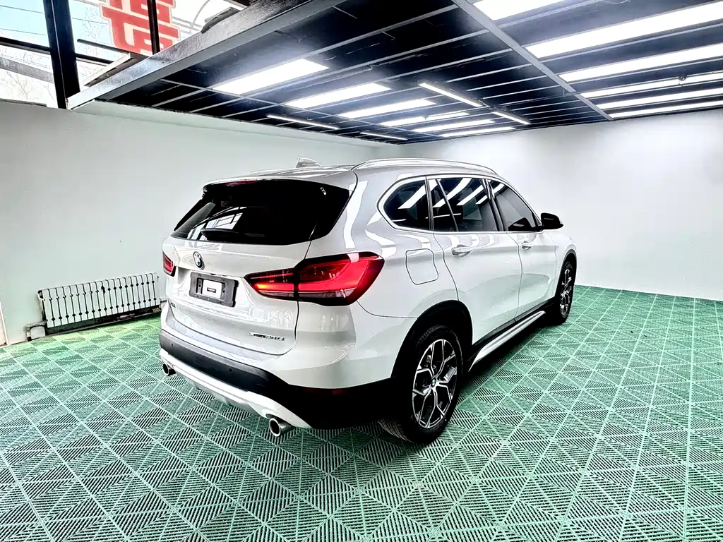 BMW X1 2022 — фото 6