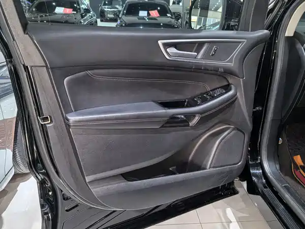 Ford Edge 2018