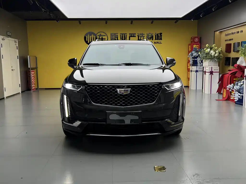 Cadillac XT6 2023 — фото 2
