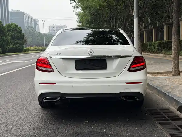 Mercedes-Benz E-Class 2020