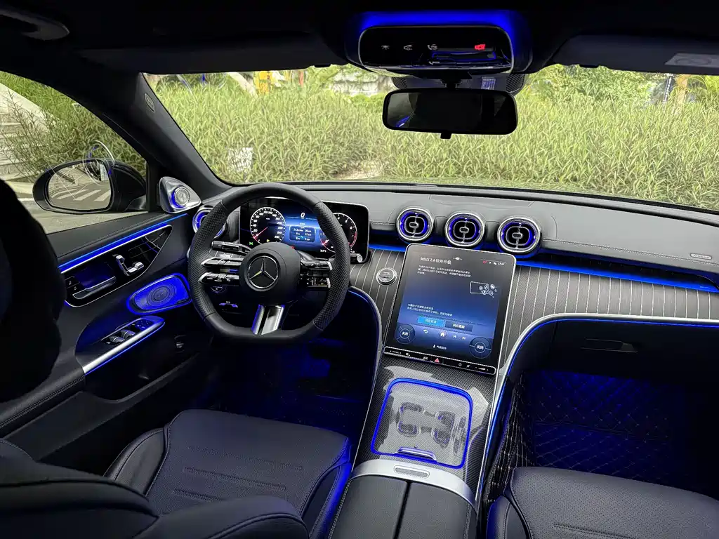 Mercedes-Benz C-Class 2023 — фото 11