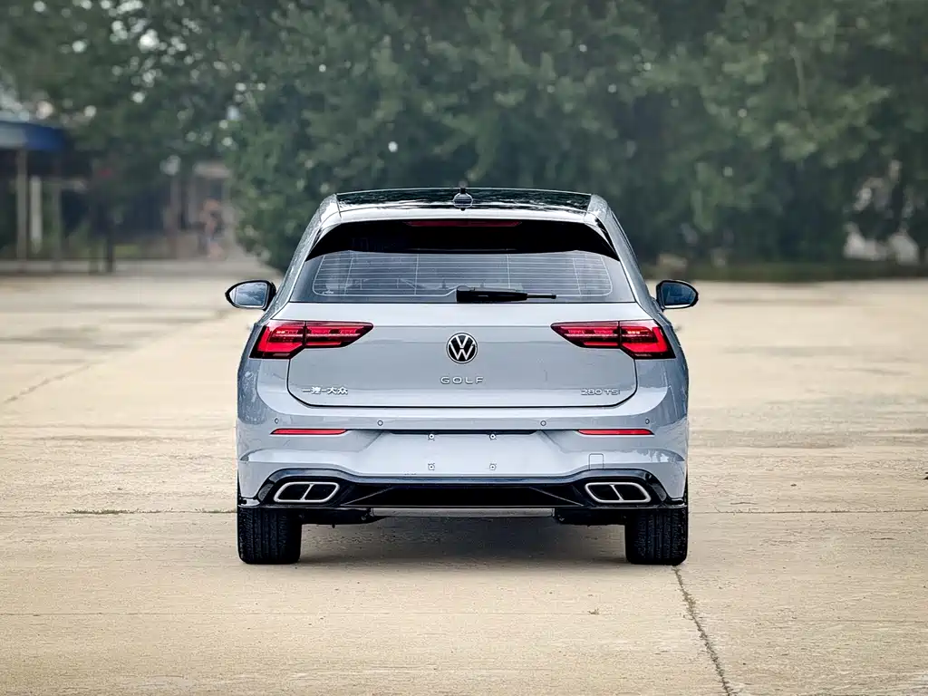 Volkswagen Golf 2022