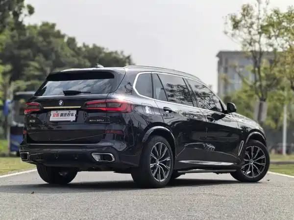 BMW X5 2022