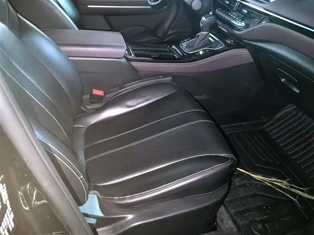 GAC Motor Trumpchi M6 2023 — фото 25