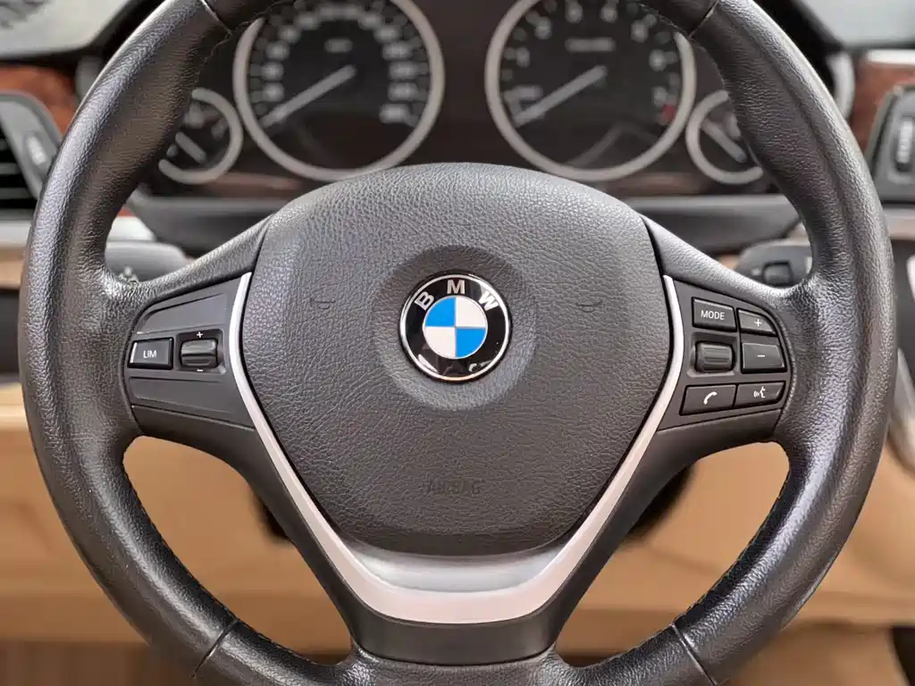 BMW 3 Series 2013 — фото 2