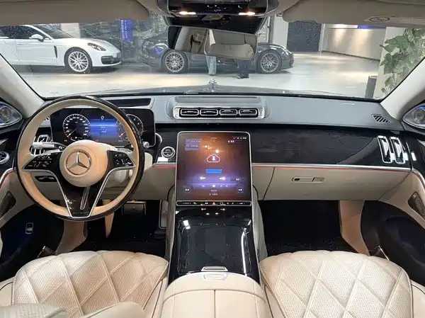 Mercedes-Benz Maybach S-Class 2022